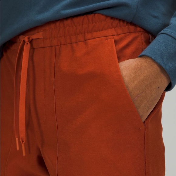 LULULEMON NWT BOWLINE PANTS 30” UTILITECH IN AZTEC BRICK LARGE MEN’S - Picture 3 of 13
